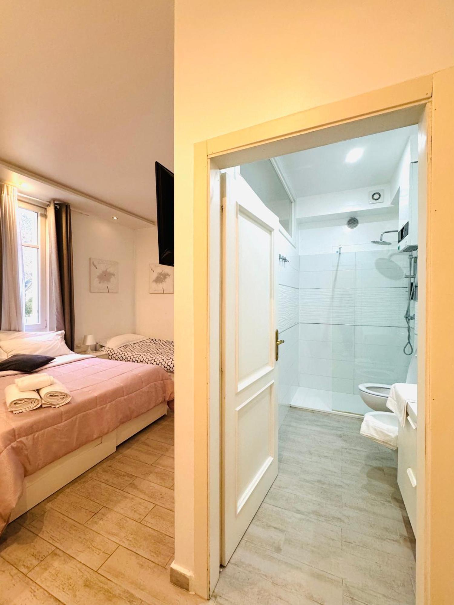 Modern Room With Private Bathroom Trento Dış mekan fotoğraf