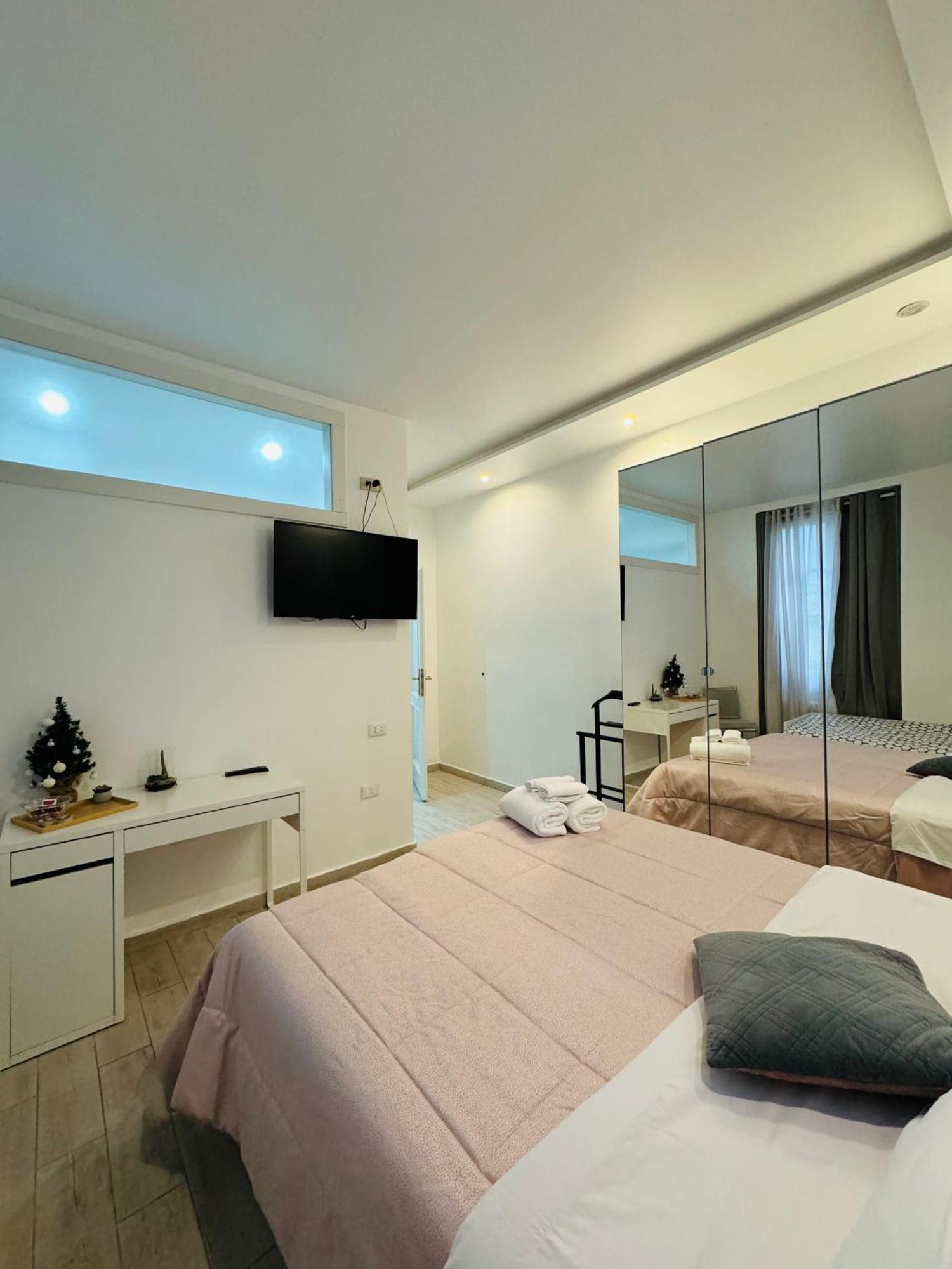 Modern Room With Private Bathroom Trento Dış mekan fotoğraf